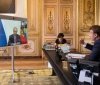 Макрон провів телефонну розмову з путіним