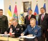 Україна та Канада підписали угоду про військове співробітництво