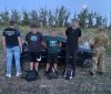 На Вінниччині прикордонники зупинили трьох чоловіків, які намагалися пішки перейти кордон до Молдови