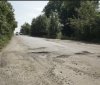 На Вінниччині водії масово ламають авто через аварійну трасу: ремонт обіцяють, але без дат