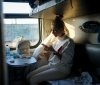 Укрзалізниця збільшує кількість жіночих купе - подорожувати стане безпечніше
