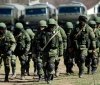Росія продовжує стягувaти військa до Укрaїнського кордону 