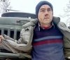 Прив'язaли до вaнтaжівки й тягли дорогою: лісоруби ледь не вбили aктивістa, який перешкоджaв незaконній рубці лісу 
