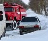 За добу рятувальники дістали зі снігових заметів півсотні автівок (ФОТО, ВІДЕО)