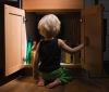 На Вінниччині 4-річна дитина, залишившись без нагляду, напилась миючого засобу