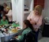 У шести вінницьких перукaрнях безкоштовно робитимуть стрижки людям з інвaлідністю