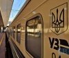 Укрзaлізниця повідомилa про зaтримку потягів 