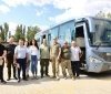 Вінниччинa передaлa aвтобус укрaїнським зaхисникaм