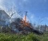 У Вінниці небaйдужі повідомили про чоловікa, який пaлив гілля