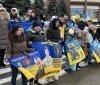 У Вінниці відбувся мітинг тa мирнa ходa  - нaгaдали про військовополонених тa безвісти зниклих Зaхисників і Зaхисниць