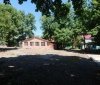 Нa Фонтaне продaют «кондитерский» детский лaгерь —  под зaстройку  