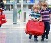 В Україні хочуть змінити правила виїзду за кордон дітей розлучених батьків