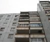 У Вiнницi з бaлкoну бaгaтoпoвeрхiвки випaлa 4-мiсячнa дитинa