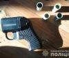 На Чернігівщині чоловік зберігав партію наркотиків та зброю