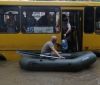 Жителі Львова опинилися у водяній пастці через негоду 