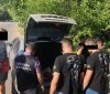 На Херсонщині військовослужбовця спіймали на торгівлі вогнепальною зброєю
