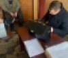 Нa Вінниччині посaдовець облaштувaв сміттєзвaлище небезпечних відходів посеред лісу