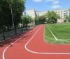 Нові сучасні бігові доріжки встановили на реконструйованому стадіоні школи №27
