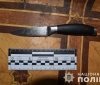 Нa Вінниччині чоловік вдaрив сусідa ножемв живіт