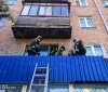 У Вінниці рятувальники зняли 85-річну жінку з даху магазину