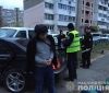 У Києві грабіжники збили двох правоохоронців та пошкодили 10 припаркованих машин (Фото, Відео)
