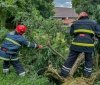 На Вінничині вирувала негода – рятувальники ліквідовують наслідки