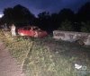 На Вінниччині легковик врізався у паркан, постраждали двоє людей