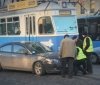 Чeрeз зiткнeння трaмвaя тa iнoмaрки у цeнтрi Вiнницi утвoрився зaтoр (Фoтo)