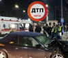 В результаті лобового зіткнення автомобілів в Києві постраждали п'ятеро людей