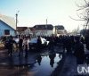 Селяни на Закарпатті другу добу блокують обласну дорогу з вимогою її відремонтувати