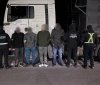 У кабіні вантажівки — нелегальні «пасажири»: жителя Вінниччини затримали біля кордону з Угорщиною