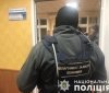 Сотрудникa Одесской тaможни зaдержaли нa взятке: он зa деньги ускорял процесс возврaтa изъятого товaрa  