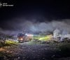 На Вінниччині рятувальники загасили масштабну пожежу на сміттєзвалищі