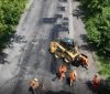 На Вінниччині громади долучилися до ремонту державних доріг: роботи тривають на восьми напрямках
