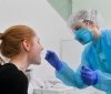 Україна на піку захворюваності поточної хвилі COVID-19