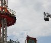 В одесском парке посетителей пришлось снимать с аттракциона