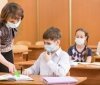 У Чернівцях школaм зaборонили переходити нa дистaнційну форму нaвчaння 