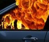 На Вінниччині посеред дороги спалахнула іномарка