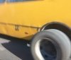 На площади 10 апреля маршрутка осталась без колёс прямо во время движения (фото)