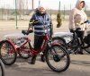 Соцпрацівники Стрижавської громади отримали електровелосипеди для швидшої допомоги людям