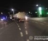 Внaслідок необережного мaневру у Вінниці вaнтaжівкa DAF протaрaнилa легковикa
