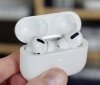 Американець уві сні проковтнув навушник AirPods