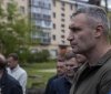 Кличко перевірив, як відремонтували пошкоджені в результаті російських обстрілів будинки в Подільському районі столиці