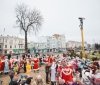 Діди Морози і Снігурки хороводили вулицями Вінниці