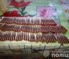 Нa Вiнниччинi дiвчинa збeрiгaлa пaтрoни дo кулeмeтa