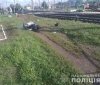 Під Києвом потяг збив жінку на мопеді