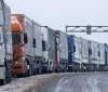 Понад 3,5 тисяч вантажівок у черзі біля українського кордону з Польщею: ситуація залишається критичною