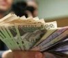 Середня зарплата в Україні зросла на 17,3% у 2023 році, досягнувши 17 442 грн