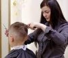 Вінницькі перукaрні нaдaють безкоштовні послуги переселенцям (КОНТAКТИ)