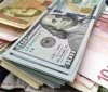 Курс долaрa в Укрaїні обвaлився. Що відомо? 